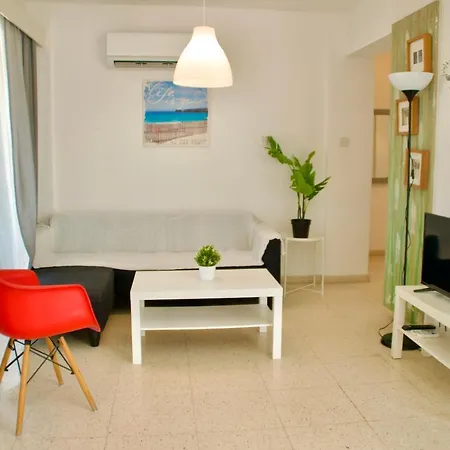 Daire Yiallos Village Apt. A101 *